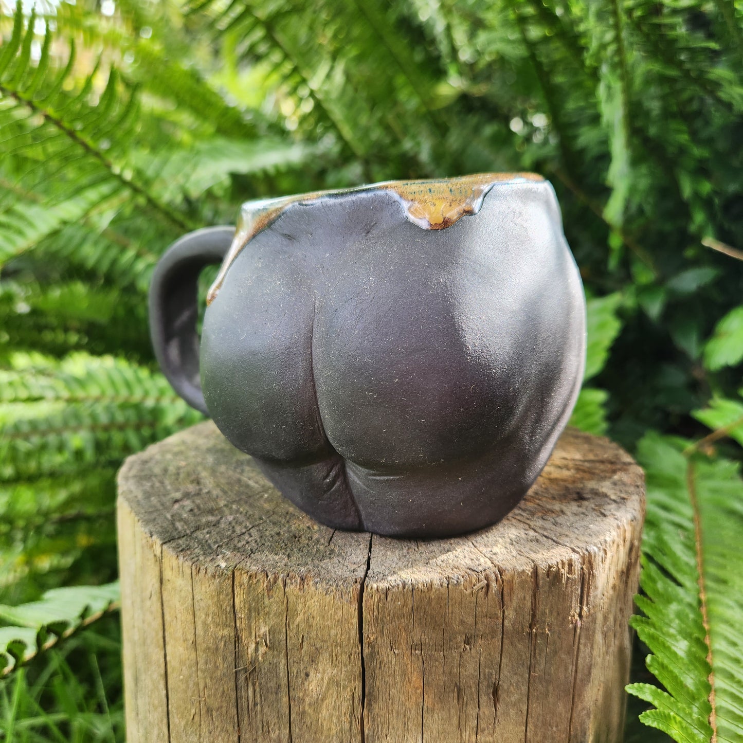 Handmade Ceramic Bum Mug - Harper
